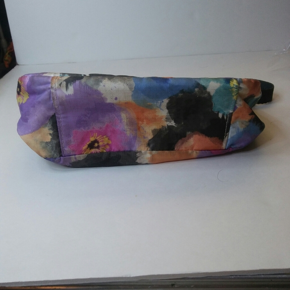 Le Sport Sac Small Size Handbag, 5.25" x 9" - Picture 2 of 6